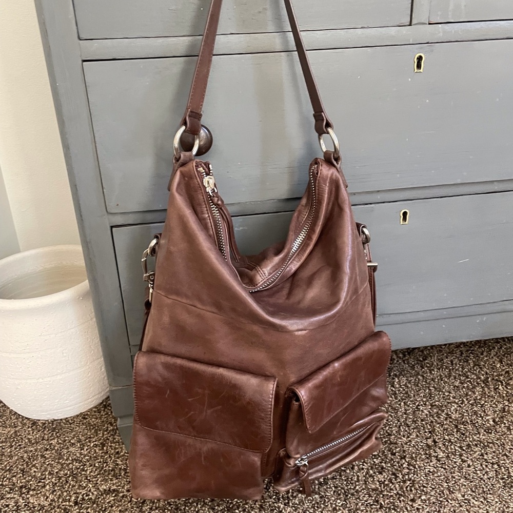 Hobo Leather Explorer Crossbody or shoulder bag